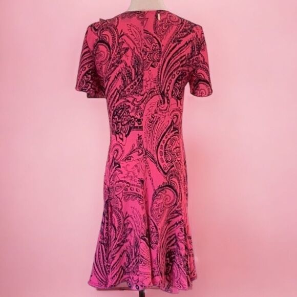 A/X ARMANI EXCHANGE DRESS SIZE 6 HOT PINK AND BLACK FLUTTER SLEEVES - Picture 2 of 6
